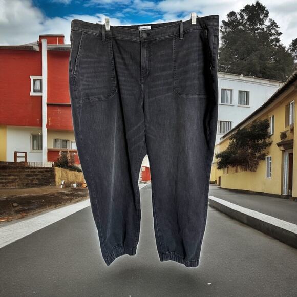 Lane Bryant Womens Jeans Sz 28 Signature Fit Boyfriend Cozy Jogger Black‎ Wash - Picture 4 of 9